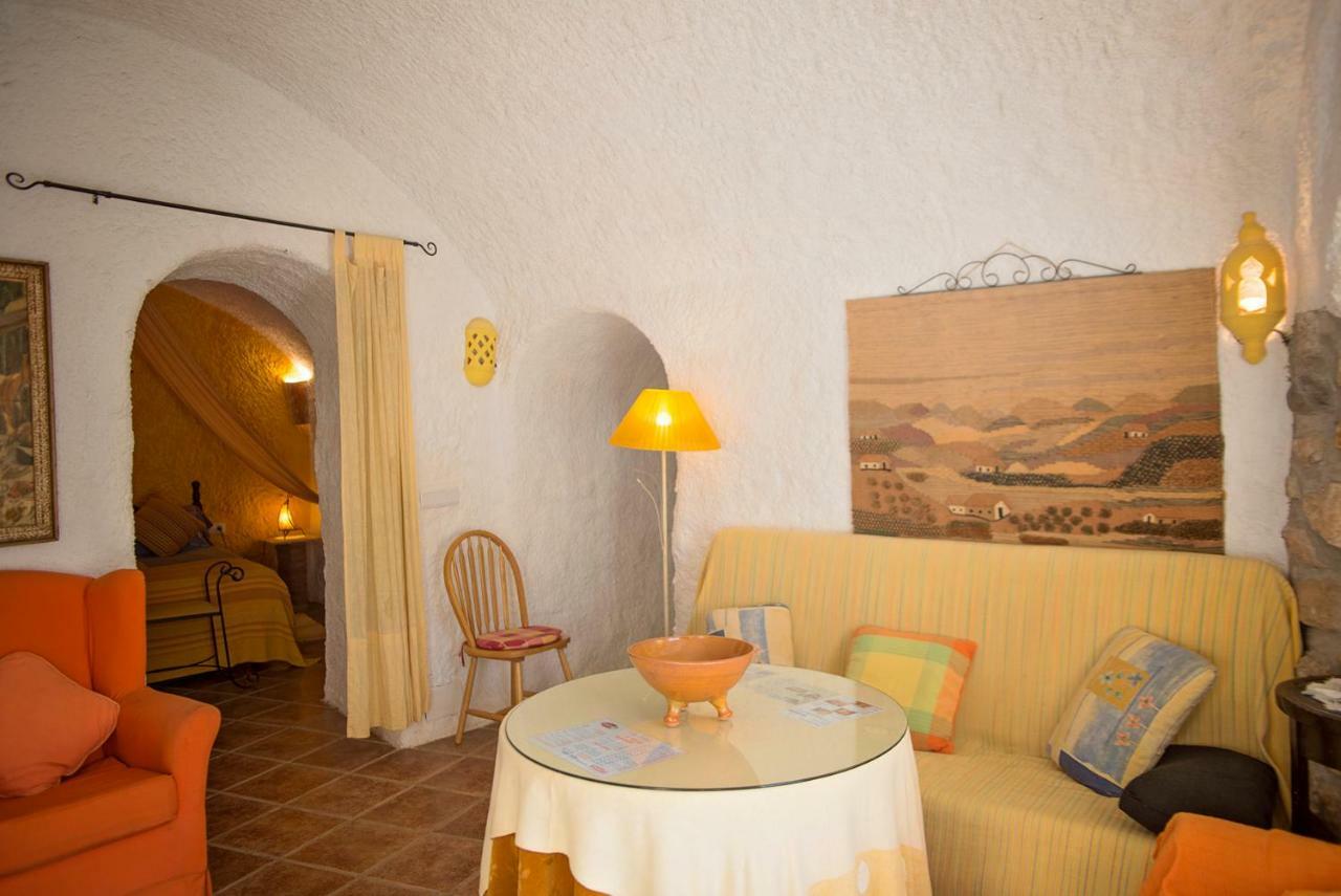 Cuevas De Rolando Guest House Guadix Exterior photo